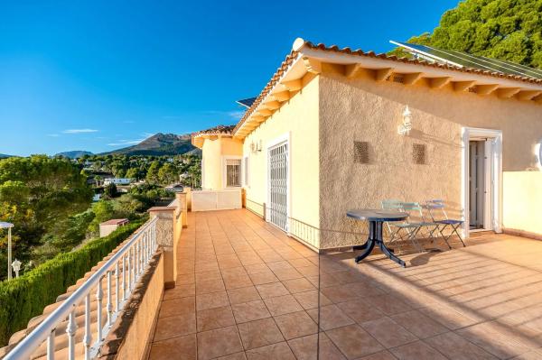 Chalet en Urbanización Jardines de Alhama
