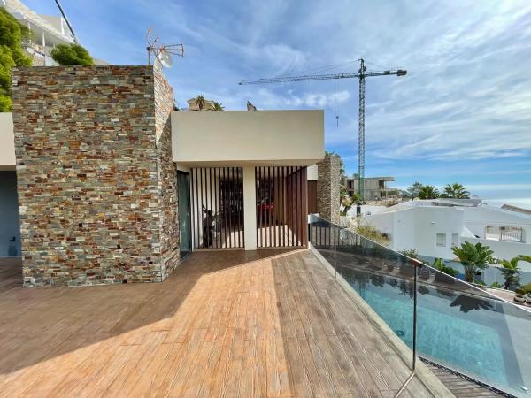 Casa independiente en calle Alemania