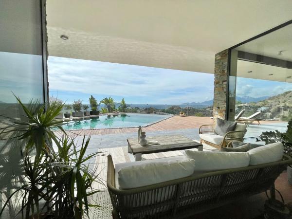 Casa independiente en calle Alemania