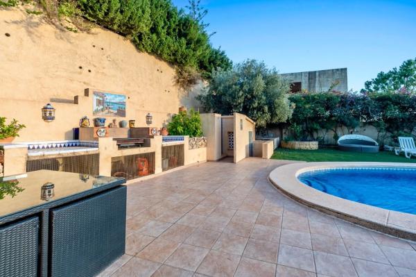 Chalet en Urbanización Jardines de Alhama