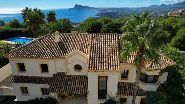 Casa independiente en calle Heidelberg