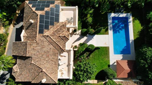 Casa independiente en calle Heidelberg