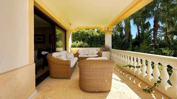 Casa independiente en calle Heidelberg