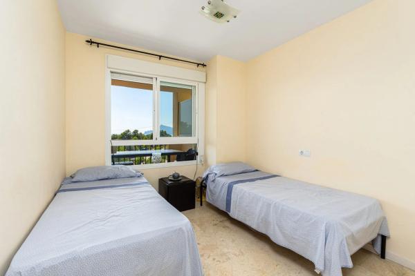 Ático en plaza Mar y Montaña S.U.4