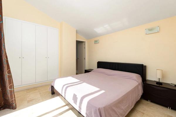 Ático en plaza Mar y Montaña S.U.4