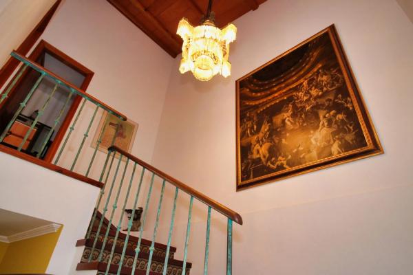 Chalet pareado en calle Santa Bárbara