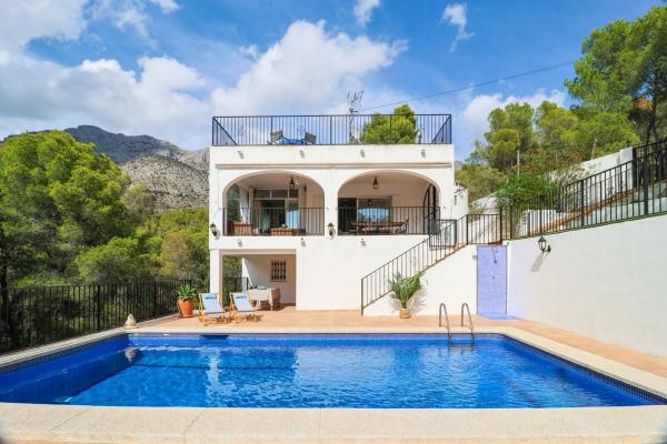 Casa independiente en calle Baladre