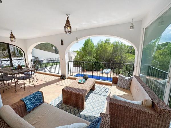 Casa independiente en calle Baladre