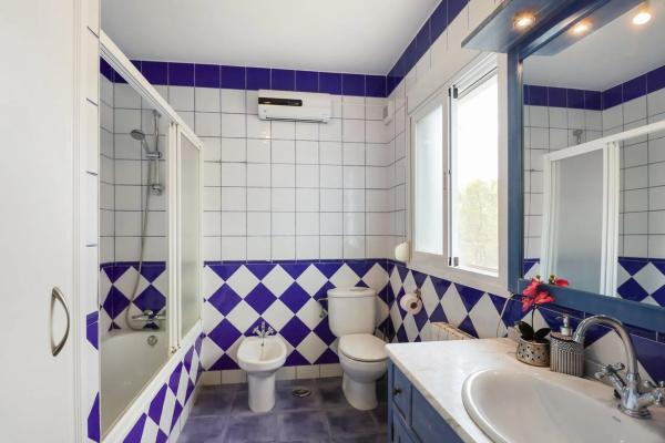 Casa independiente en calle Baladre