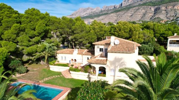 Casa independiente en calle la Friula, 7