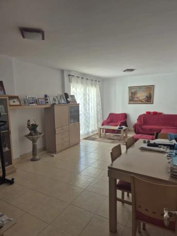 Piso en plaza la pau, 5