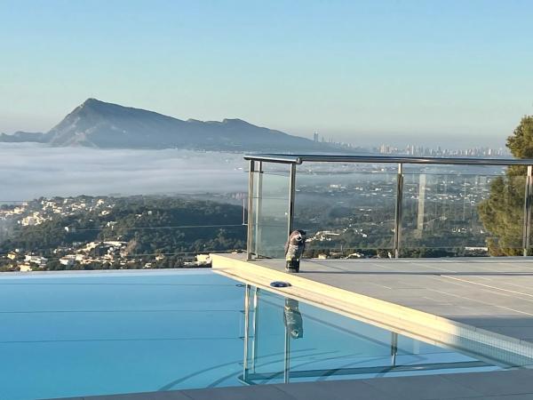 Casa independiente en calle Costa Verde