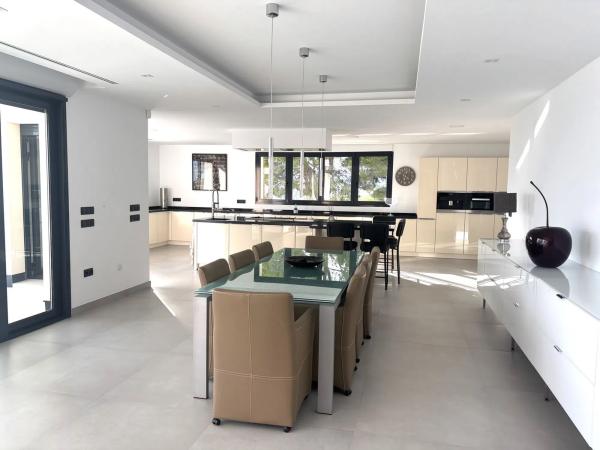 Casa independiente en calle Costa Verde