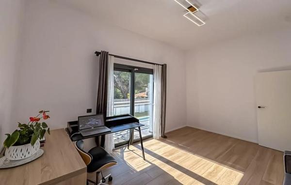 Casa independiente en calle Figuera