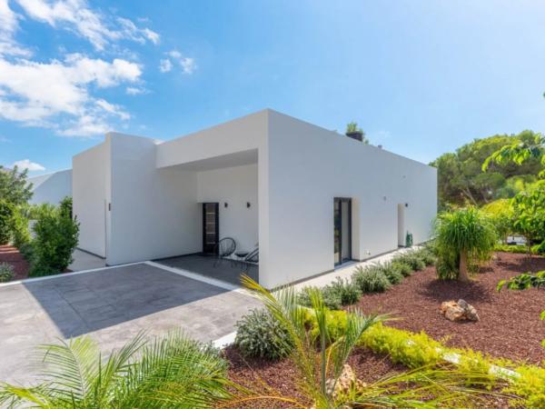 Casa independiente en calle Garrofer