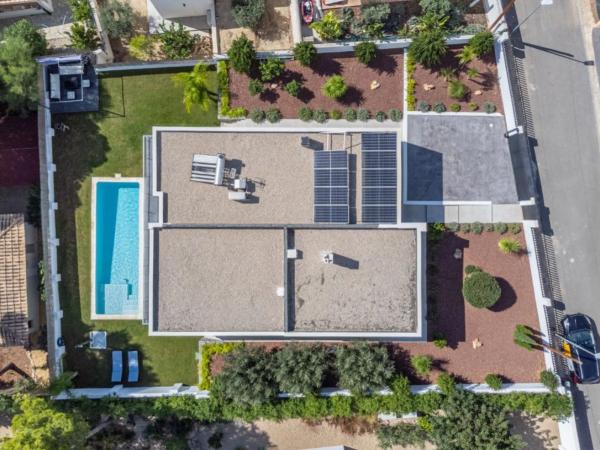 Casa independiente en calle Garrofer