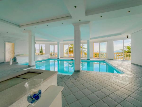 Casa independiente en calle Noruega-a.h