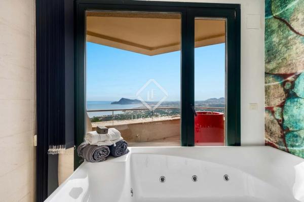 Dúplex en calle Principal de la Serra