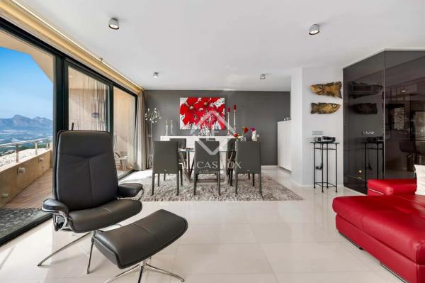 Dúplex en calle Principal de la Serra