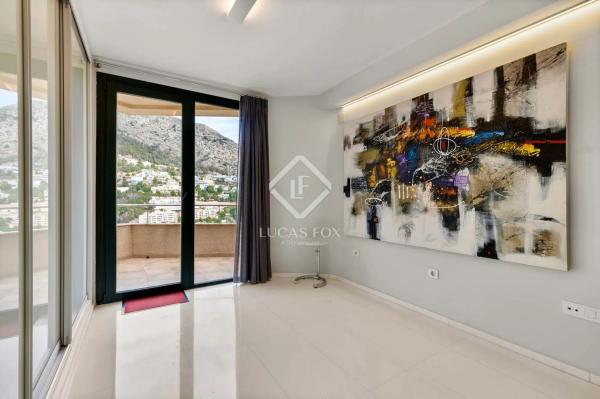 Dúplex en calle Principal de la Serra