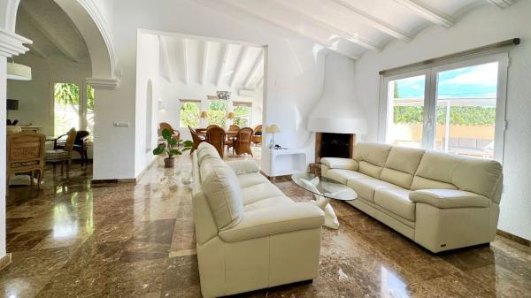 Casa independiente en calle el Llidoner, 25