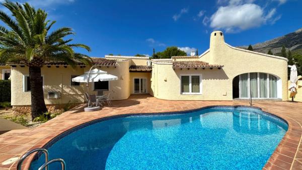 Casa independiente en calle el Llidoner, 25