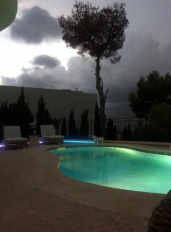 Casa independiente en calle Colonia