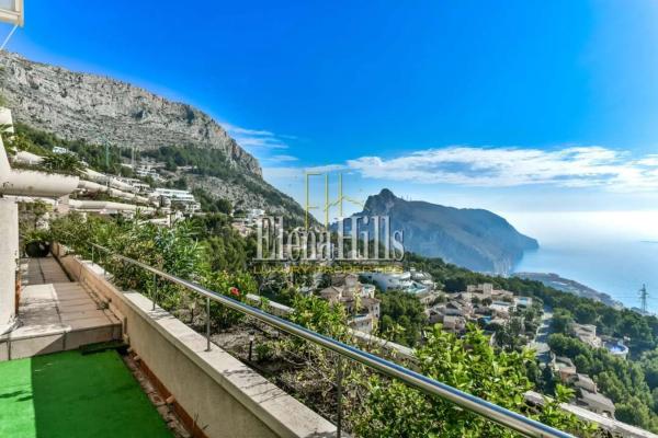 Ático en calle suecia