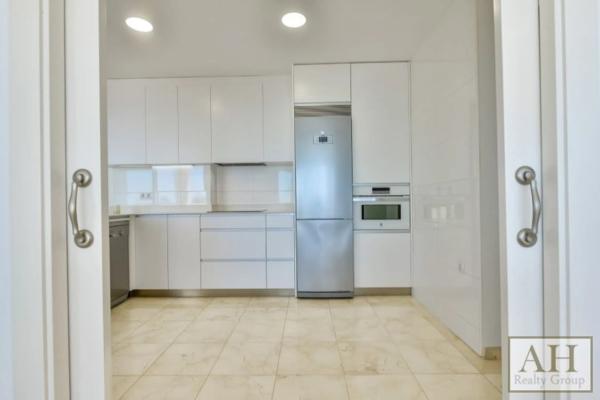 Ático en calle Alemania, 653