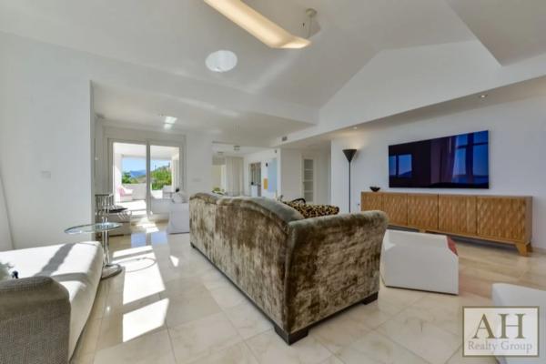 Ático en calle Alemania, 653