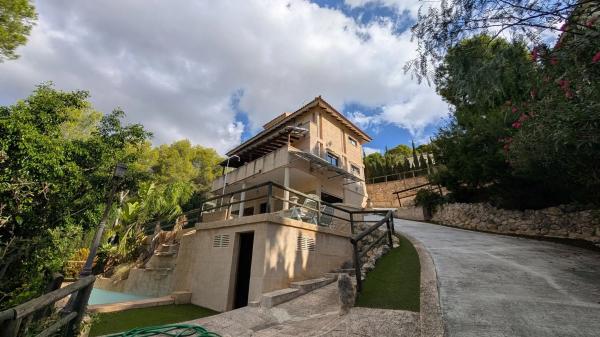Casa independiente en Urbanización Jardines de Alhama, 24