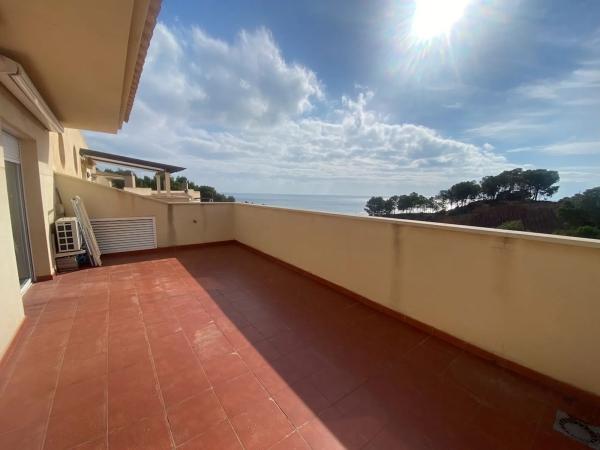 Ático en calle Isla de Altea