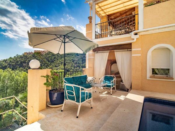 Casa independiente en calle Dinamarca