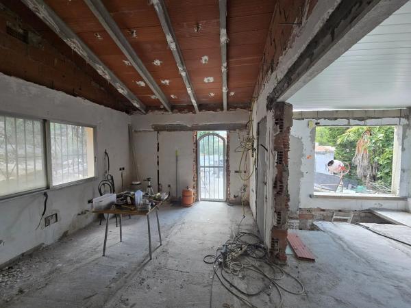 Casa independiente en calle Erica