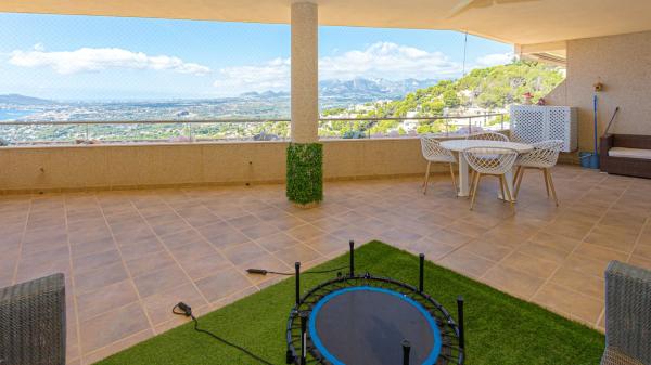 Ático en avenida Principal de la Sierra, 157