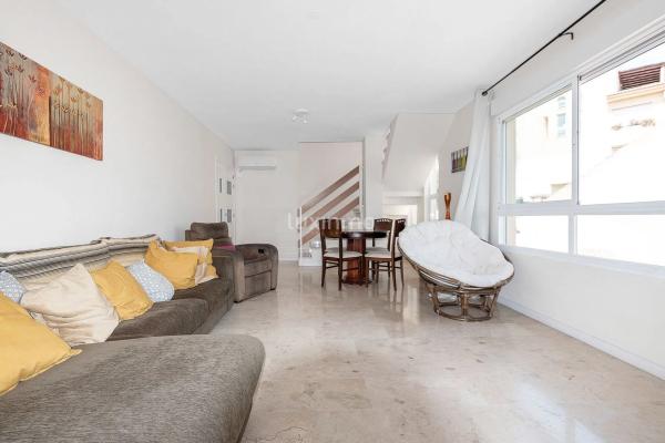 Ático en calle Porto Senso