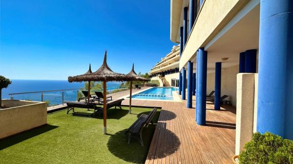 Ático en calle Holanda