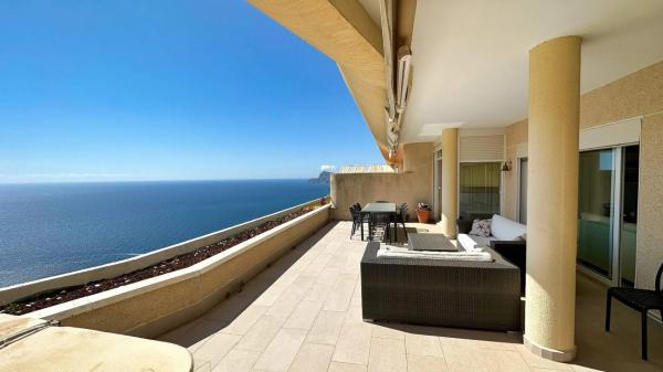 Ático en calle Holanda