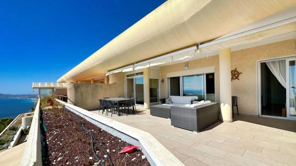 Ático en calle Holanda