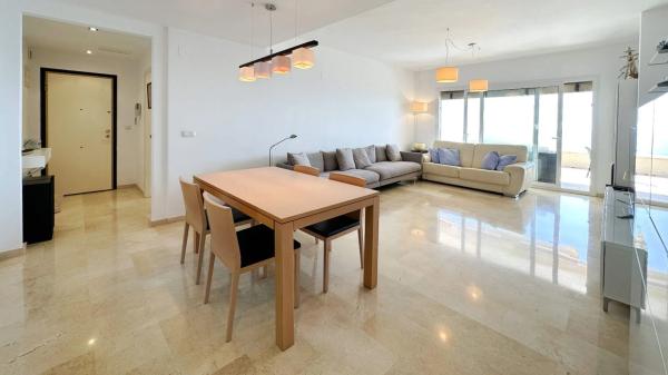 Ático en calle Holanda