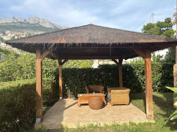 Casa independiente en CL Guatla La-g.Palmeras