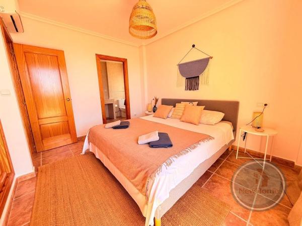 Chalet adosado en calle Freu, 15 -13