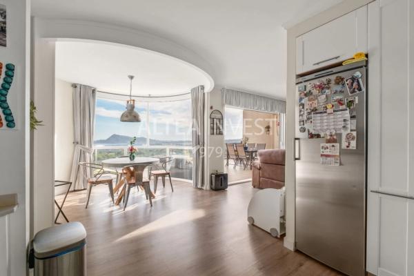 Piso en calle Baja, 10