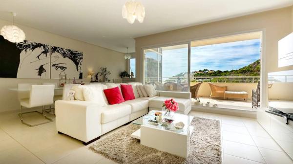 Piso en calle Suiza, 615