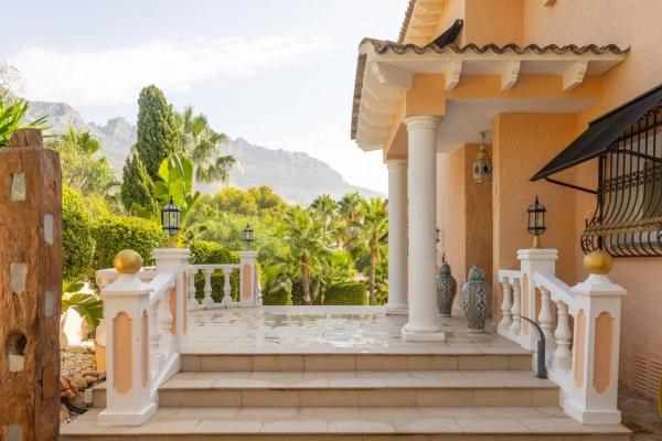 Casa independiente en calle el Ravanell, 96