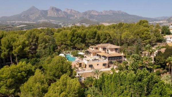 Casa independiente en calle el Ravanell, 96