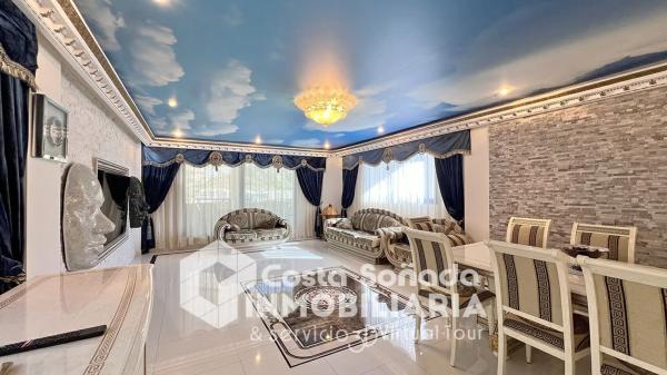 Casa independiente en calle Lotería