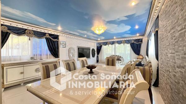 Casa independiente en calle Lotería