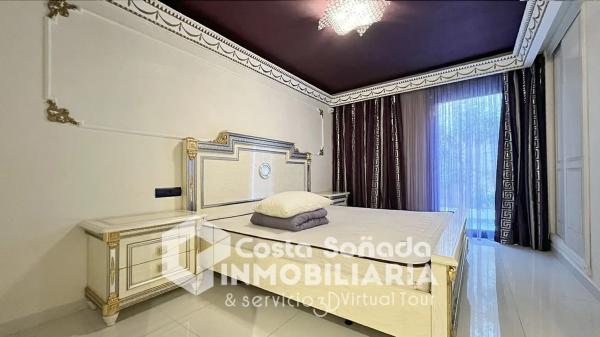 Casa independiente en calle Lotería