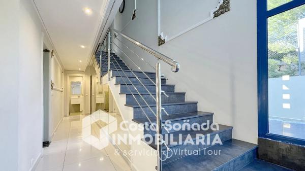 Casa independiente en calle Lotería